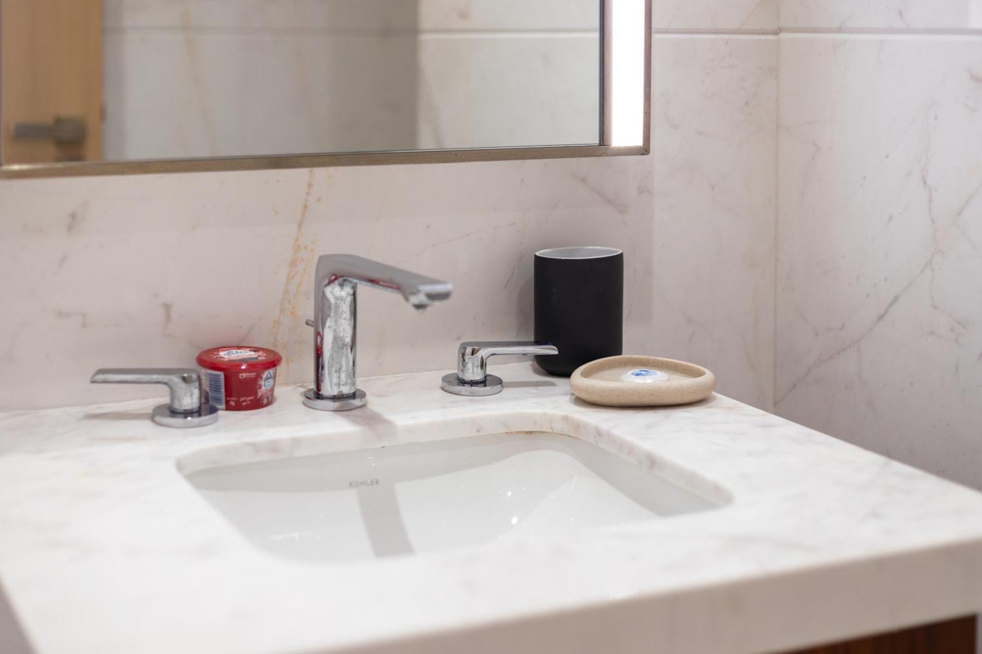 Modern 1Br Apartment, High Floor, Near Dubai Mall Exterior photo